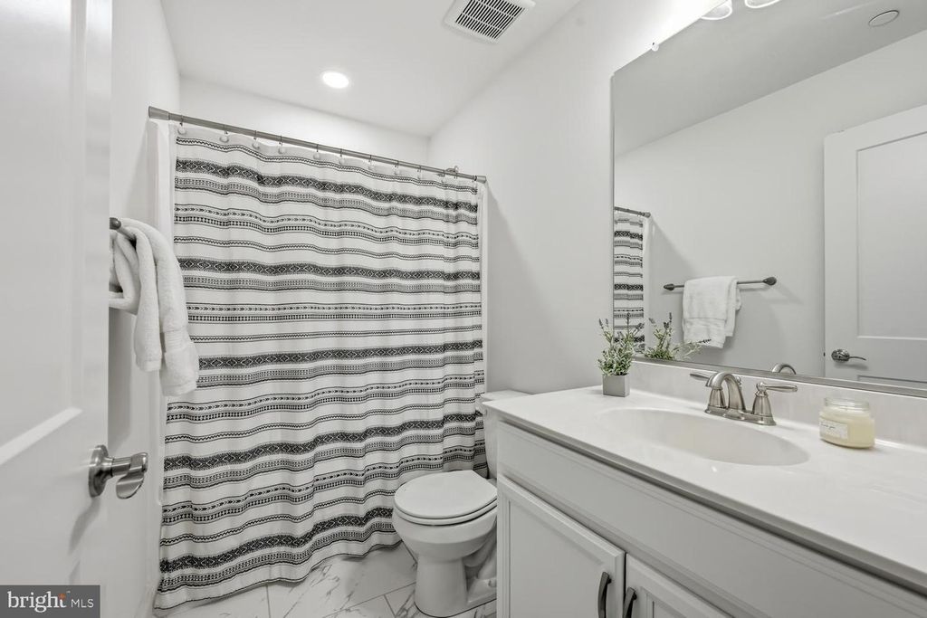 Image 45 of property listing at 335 S CAROLINA RD, Stevensville, MD 21666