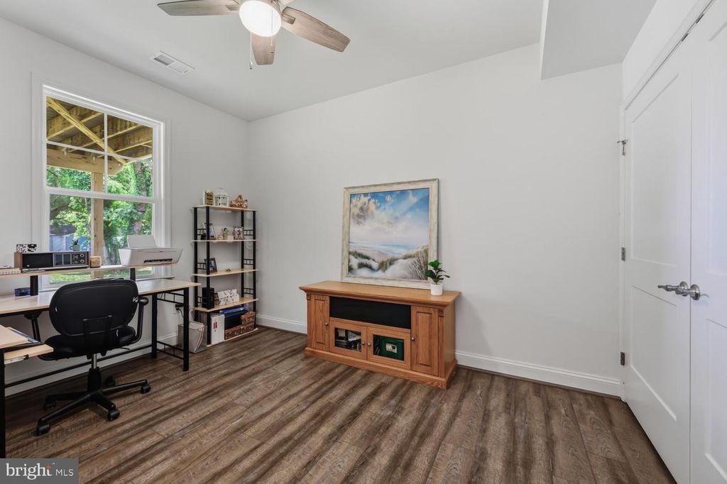 Image 54 of property listing at 335 S CAROLINA RD, Stevensville, MD 21666