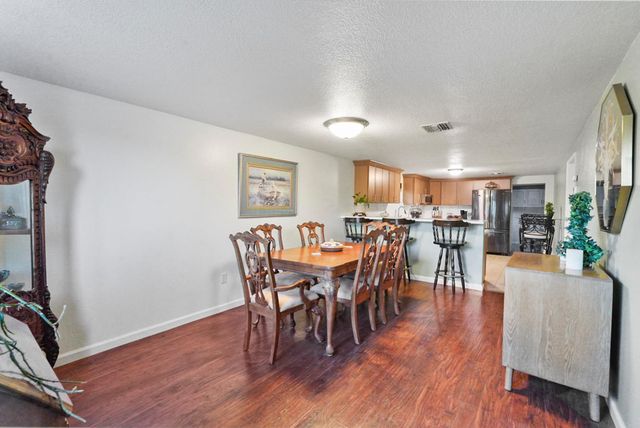 5517 8th St, Keyes, CA 95328