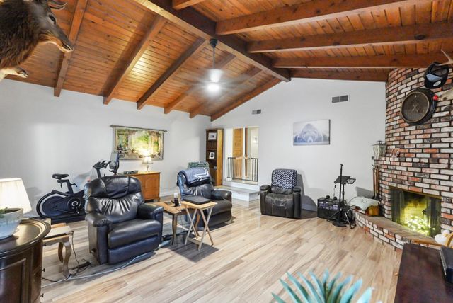 5517 8th St, Keyes, CA 95328