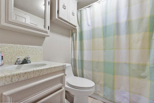 5517 8th St, Keyes, CA 95328