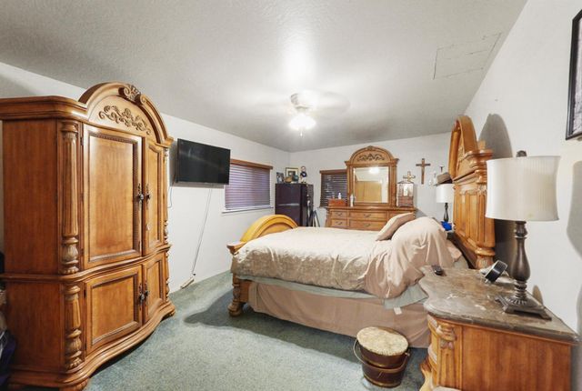 5517 8th St, Keyes, CA 95328