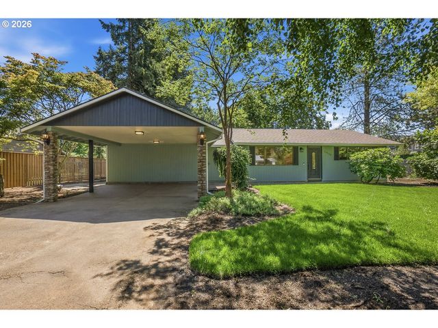 19530 CENTRAL POINT Rd, Oregon City, OR 97045