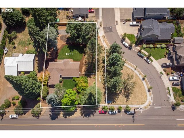 19530 CENTRAL POINT Rd, Oregon City, OR 97045
