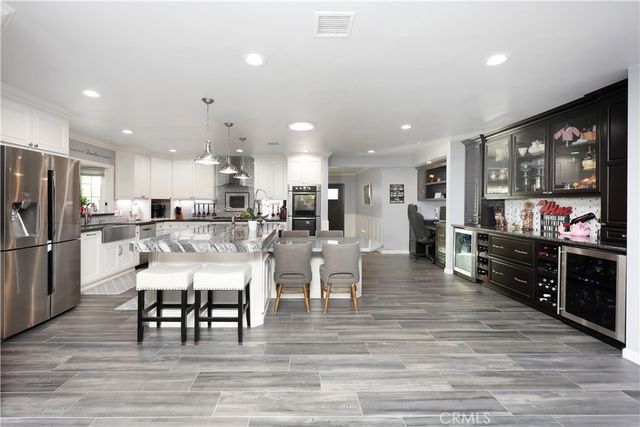 9254 Downey Avenue, Downey, CA 90240