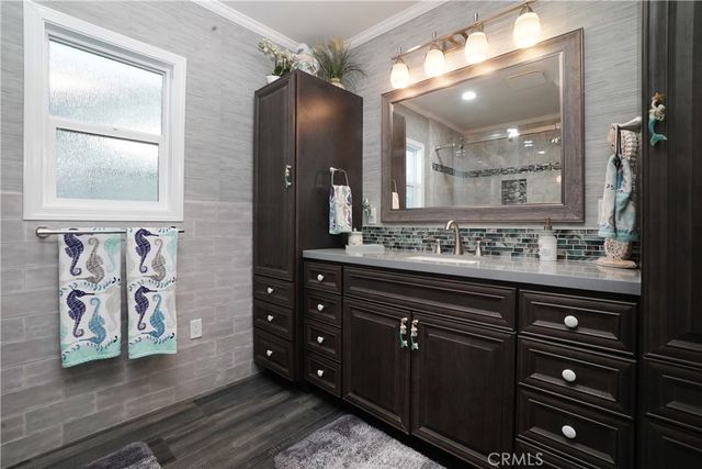 9254 Downey Avenue, Downey, CA 90240