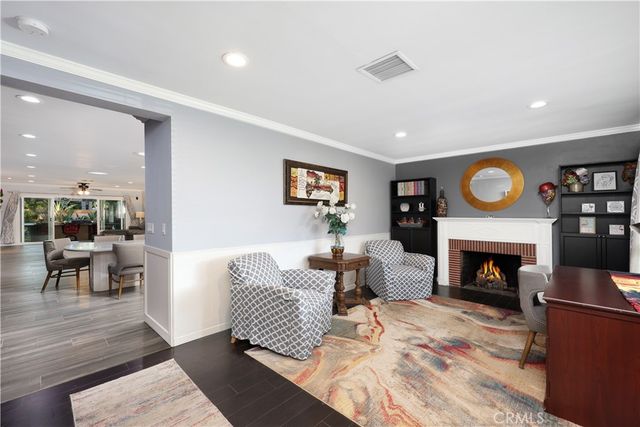9254 Downey Avenue, Downey, CA 90240