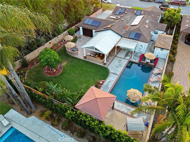 9254 Downey Avenue, Downey, CA 90240