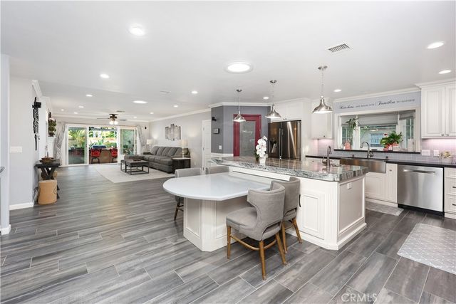 9254 Downey Avenue, Downey, CA 90240
