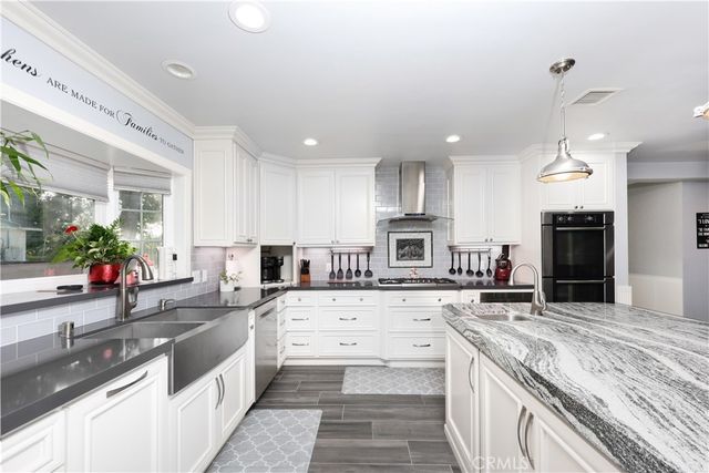 9254 Downey Avenue, Downey, CA 90240
