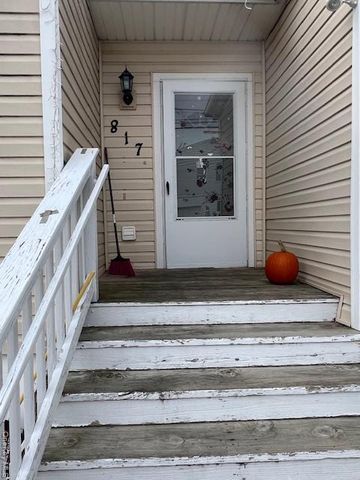 817 Ocean Street, Lindenhurst, NY 11757