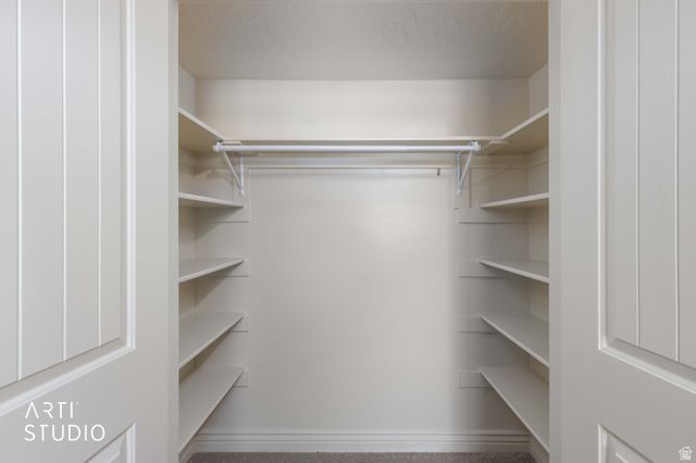 2673 W 2125 N, Farr West, UT 84404