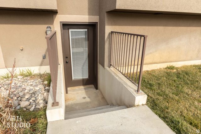 2673 W 2125 N, Farr West, UT 84404