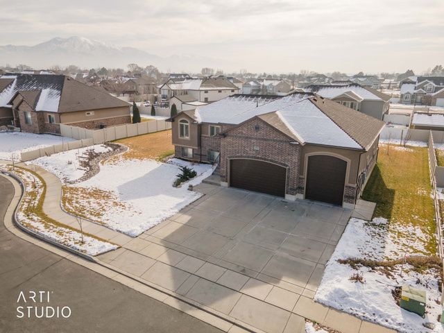 2673 W 2125 N, Farr West, UT 84404
