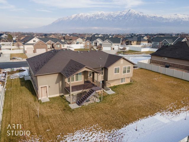 2673 W 2125 N, Farr West, UT 84404