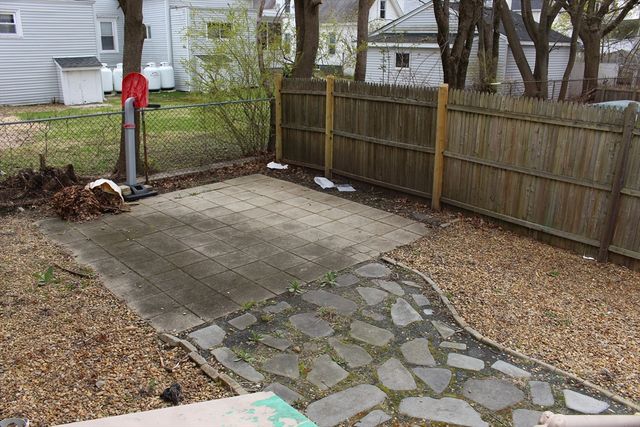 74 Crescent St 1, Franklin, MA 02038