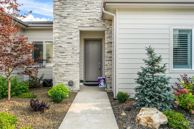 9123 W Patmore Ct, Star, ID 83669