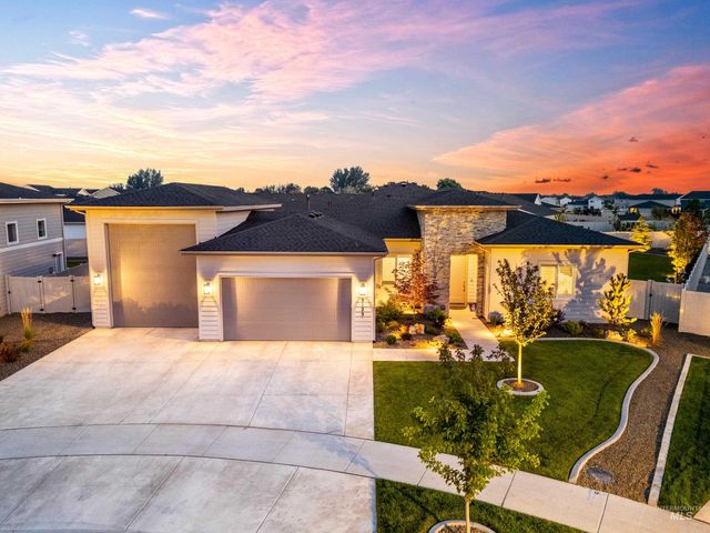 9123 W Patmore Ct, Star, ID 83669