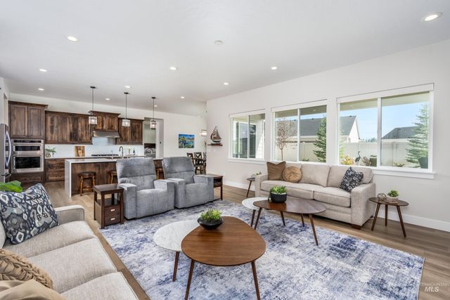 9123 W Patmore Ct, Star, ID 83669