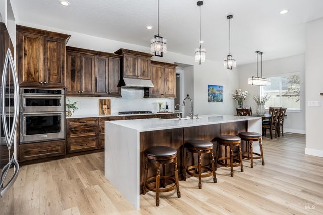 9123 W Patmore Ct, Star, ID 83669