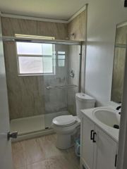 1001 SW 74th Avenue 201a, North Lauderdale, FL 33068