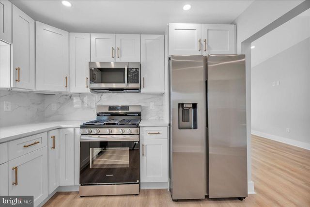 8901 FAIRFIELD ST, Philadelphia, PA 19152
