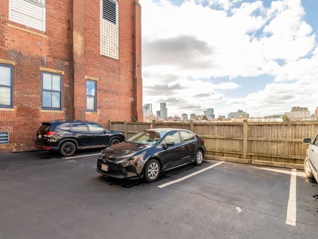 68 High Street 4, Boston, MA 02129