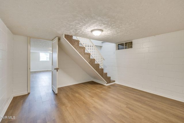 2225 Hall Street, Kingsport, TN 37660