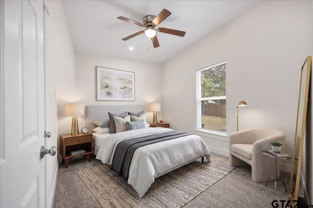 412 Crosby St, Lindale, TX 75771