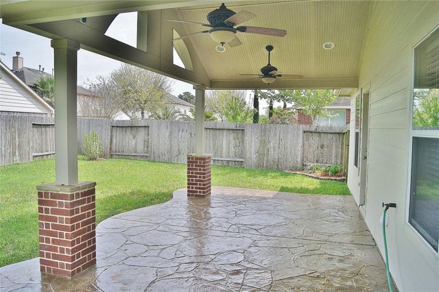 2606 Shear Water Court, League City, TX 77573