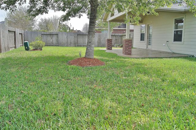2606 Shear Water Court, League City, TX 77573