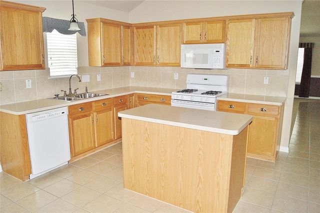 2606 Shear Water Court, League City, TX 77573