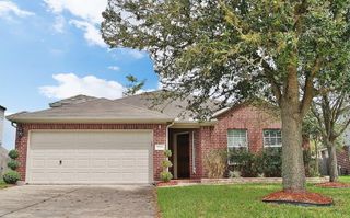 2606 Shear Water Court, League City, TX 77573