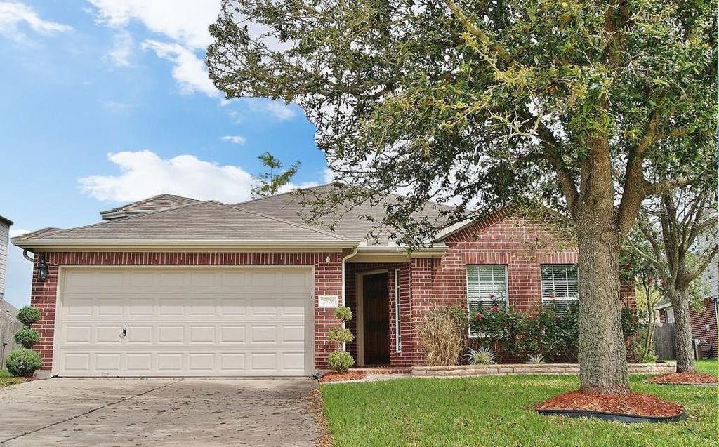 2606 Shear Water Court, League City, TX 77573