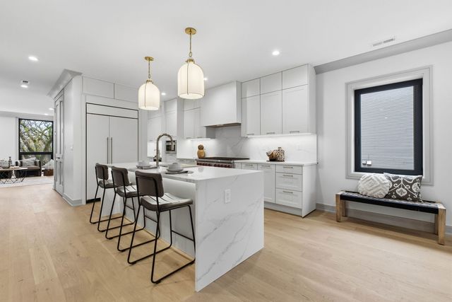 1646 N Orchard Street 2, Chicago, IL 60614