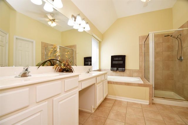 3111 Zelko Drive, Pearland, TX 77584