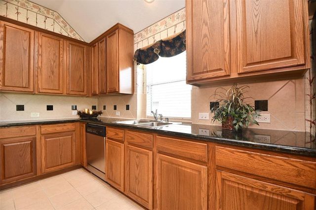 3111 Zelko Drive, Pearland, TX 77584