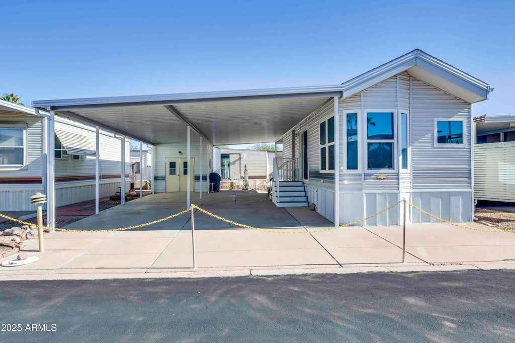 17200 W BELL Road 522, Surprise, AZ 85374