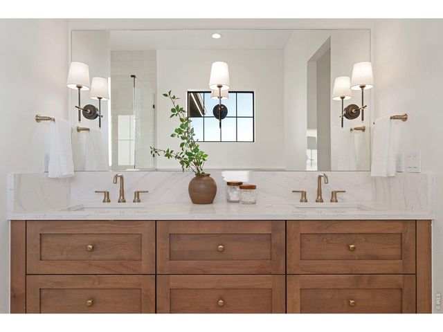 1654 Crystalline Dr, Windsor, CO 80550