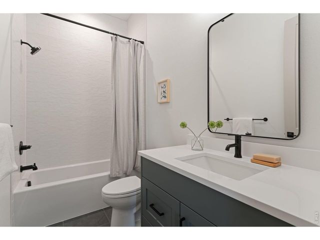 1654 Crystalline Dr, Windsor, CO 80550