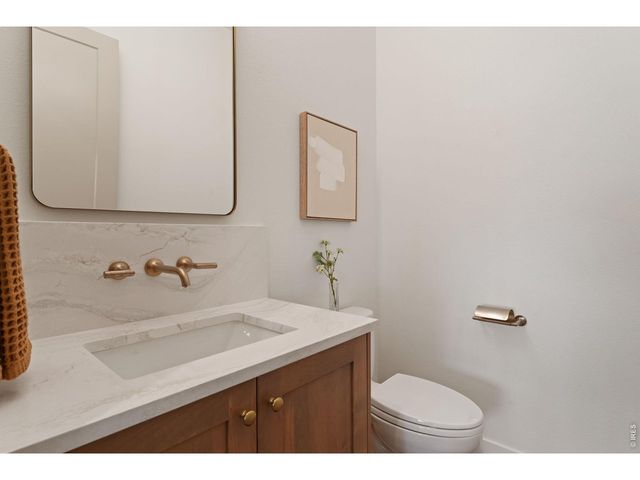 1654 Crystalline Dr, Windsor, CO 80550