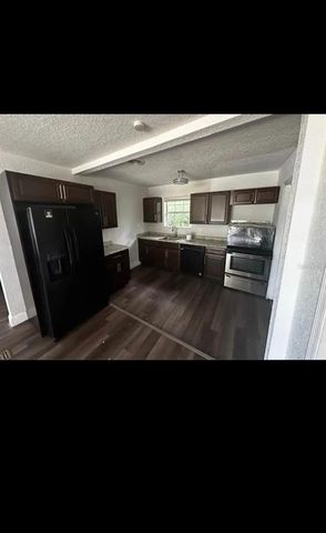 922 SE 9TH PLACE, Gainesville, FL 32601