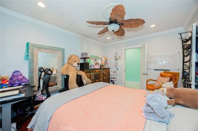 4019 S Van Ness Avenue, Los Angeles, CA 90062