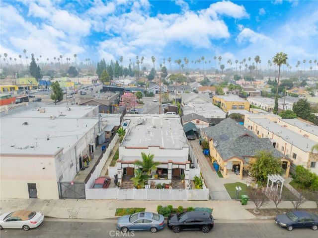 4019 S Van Ness Avenue, Los Angeles, CA 90062