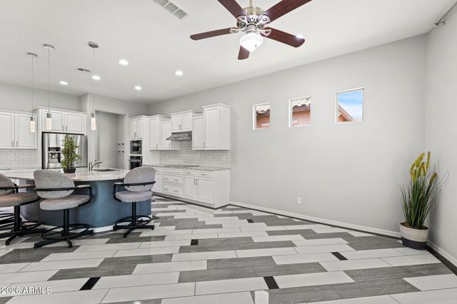4389 N PETERSBURG Drive, Florence, AZ 85132