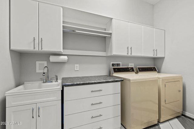 4389 N PETERSBURG Drive, Florence, AZ 85132