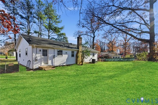 12104 Mathenay Dr, Chester, VA 23831