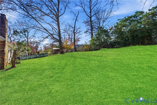 12104 Mathenay Dr, Chester, VA 23831