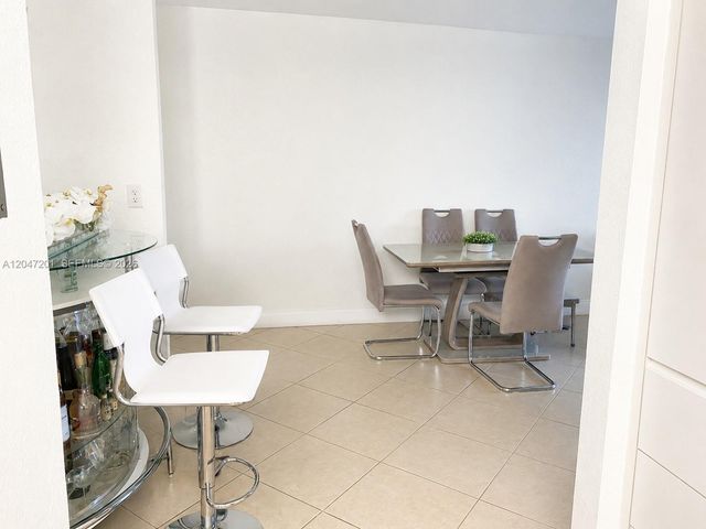 8870 Fontainebleau Blvd 106, Miami, FL 33172