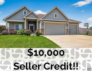 7627 SW Lowell LN, Topeka, KS 66614